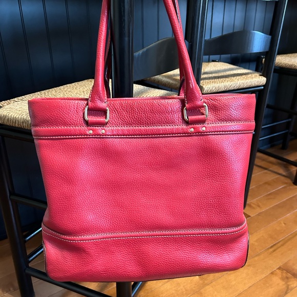 Kate Spade pebbled red leather tote bag. - Picture 3 of 7